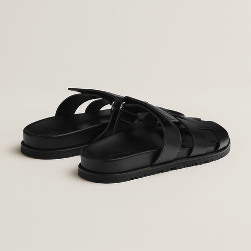 W&W Mode | Stilvolle Sandalen für Einen Luxuriösen Look Vom Strand Auf Die Straße