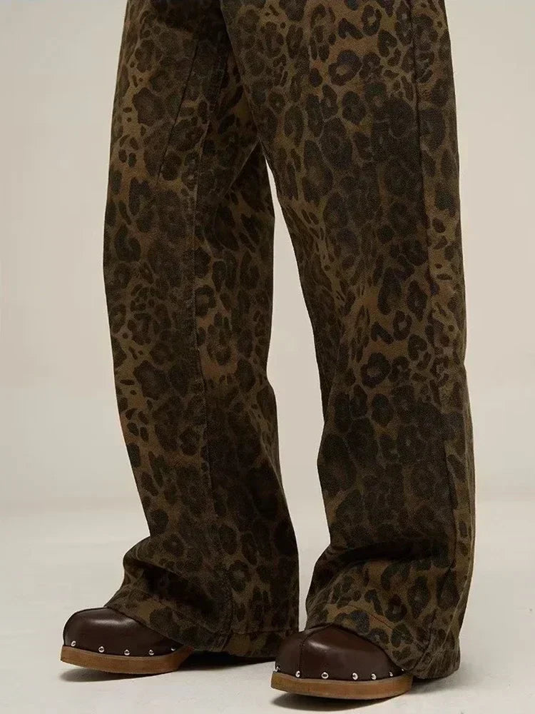 Jeans mit Leopardenmuster