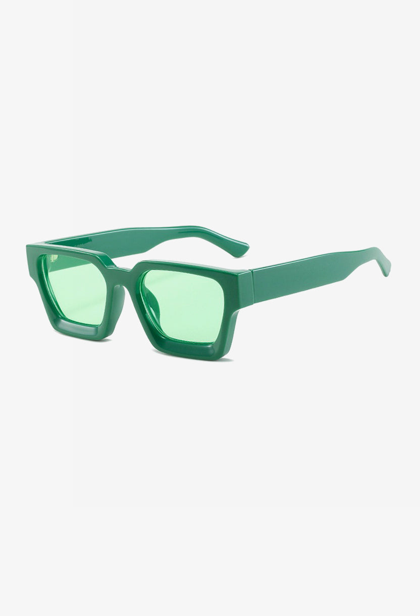 W&W Mode | Sommer 2024 Chic: Stylische Sonnenbrille mit 100% UV-Schutz