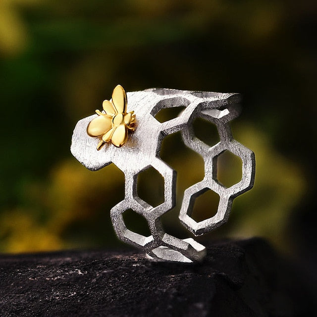 W&W Mode | Kleine Biene 18k vergoldete Waben offene Ringe