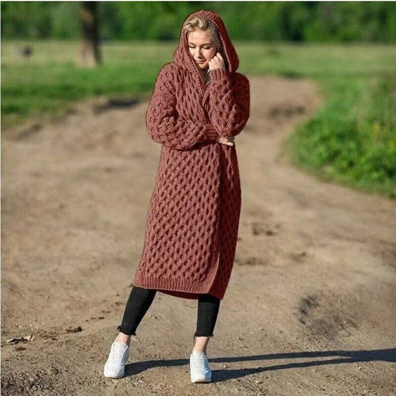 Sabinea - Warme Damen-Strickjacke mit Kapuze - FashionWOLF