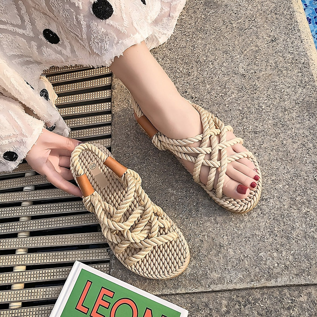 Damen Sandalen mit geflochtenen Riemen