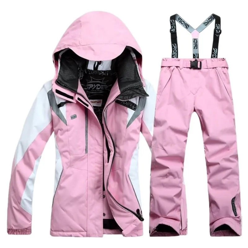 Damen Skianzug, zweiteilig mit Kapuzenjacke und passender Hose