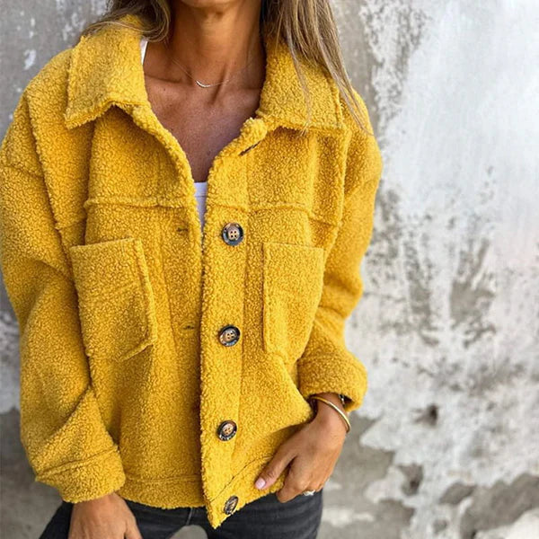 W&W Mode | Stilvolle Kurze Wolljacke Mit Revers