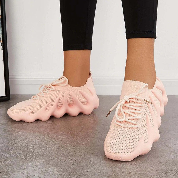 Strana - Einzigartige, stylische Sneaker - Wolf Fashion