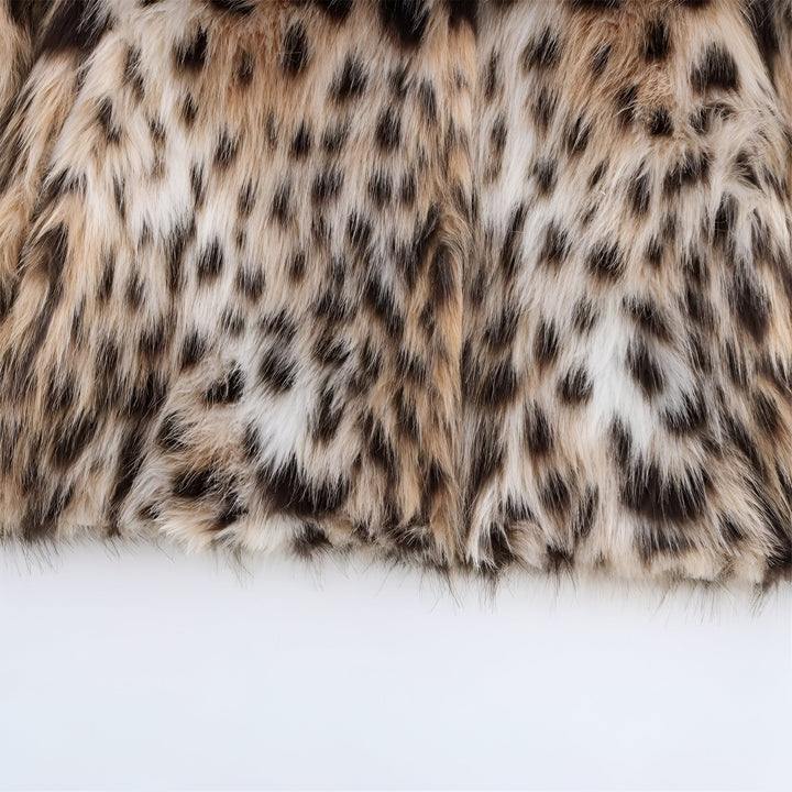 W&W Mode | Trendiger Leopard-Print Wintermantel