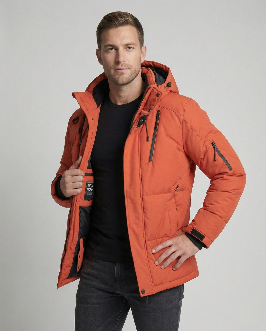 W&W Mode - Luxuriöse Daunenjacke mit Wärmeisolierung Figurbetonter Schnitt