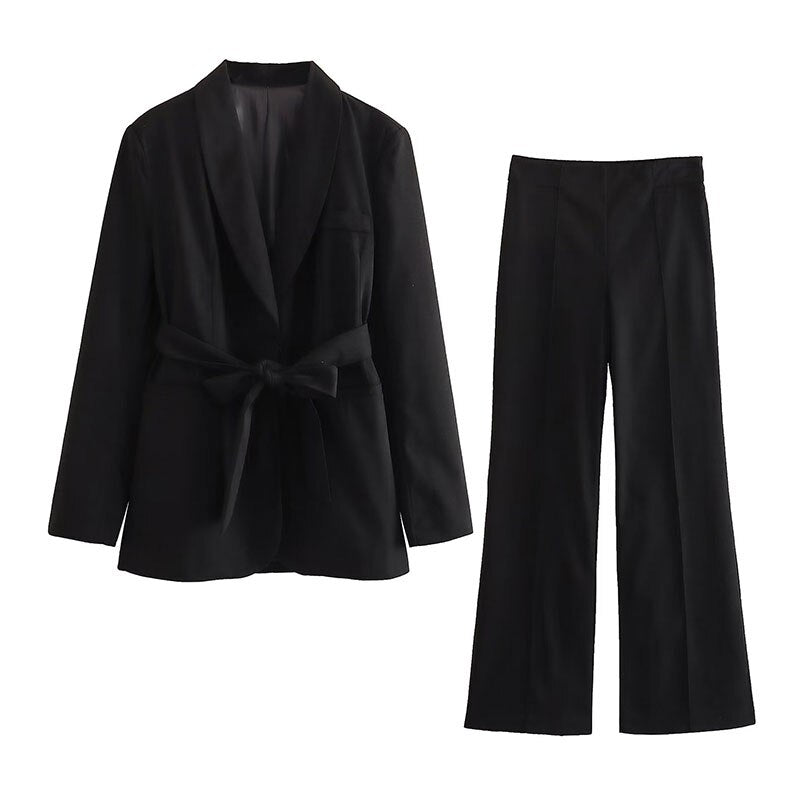W&W Mode | Eleganter Blazer Mit Gürtel Und Passender Hose