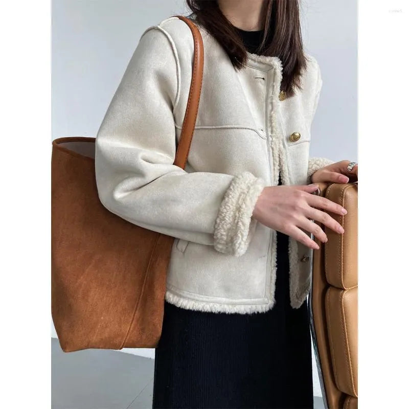W&W Mode | Weiche Jacke aus Lammwolle