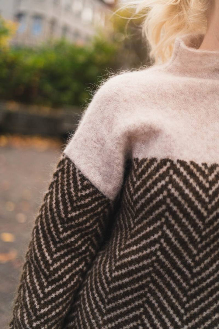 W&W Mode | Damen Rollkragenpullover mit Zweifarbdesign